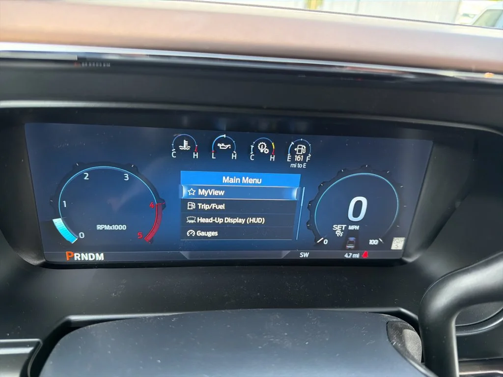 New 2026 Star White Metallic Tri-Coat Ford F-350® King Ranch® image 30