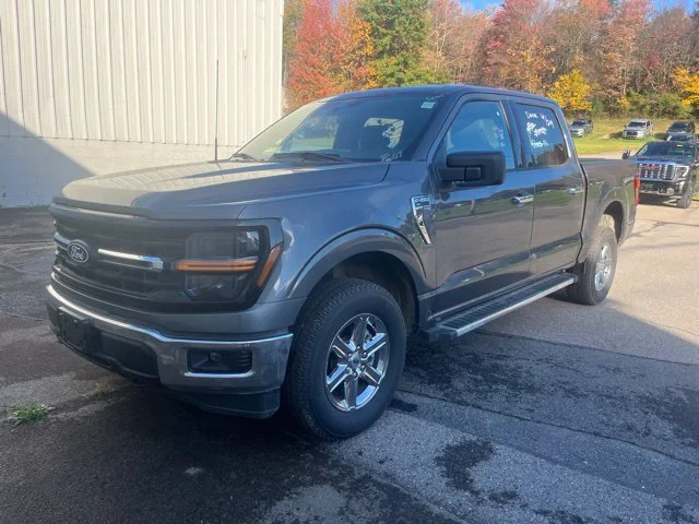 Used 2025  Ford XLT image 9