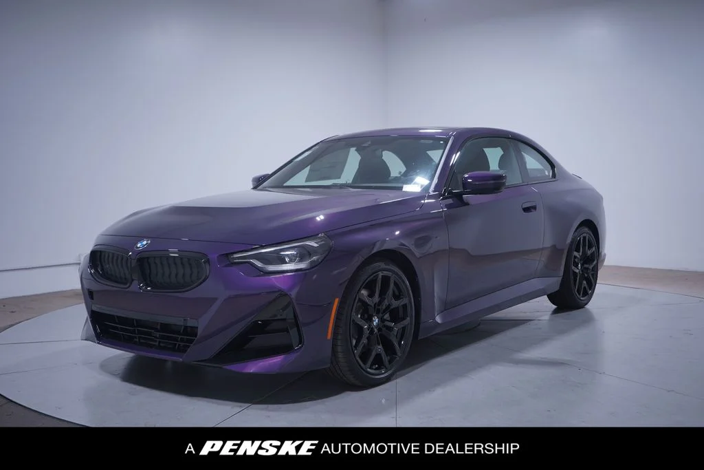 2025 BMW 2 Series 230i Coupe's photo