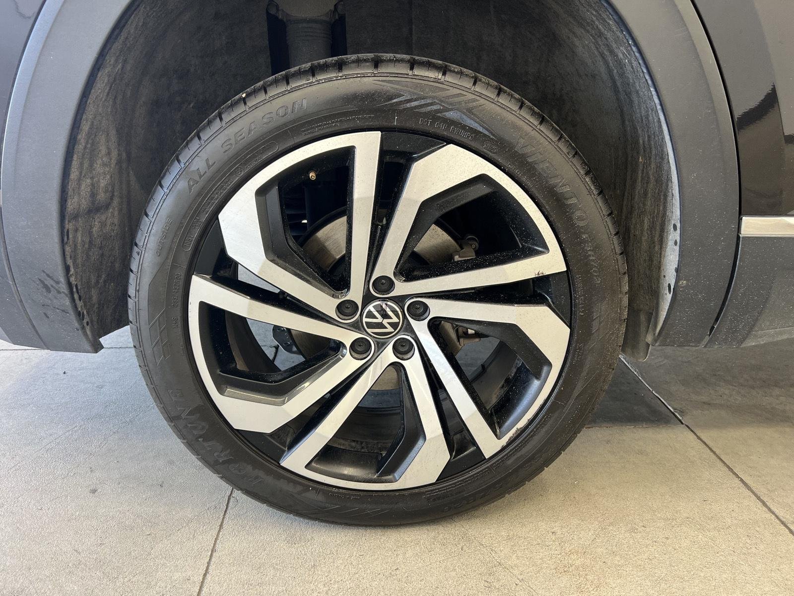 2023 Volkswagen Atlas SEL - Photo 9