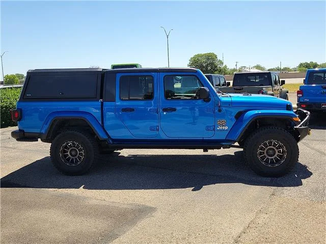 Used 2021 Blue Jeep Overland 4x4 Crew Cab 5 ft. box image 5