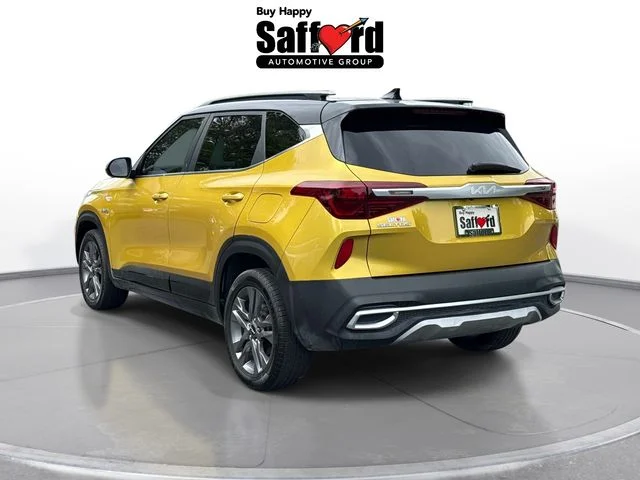 Used 2022 Yellow Kia S image 5