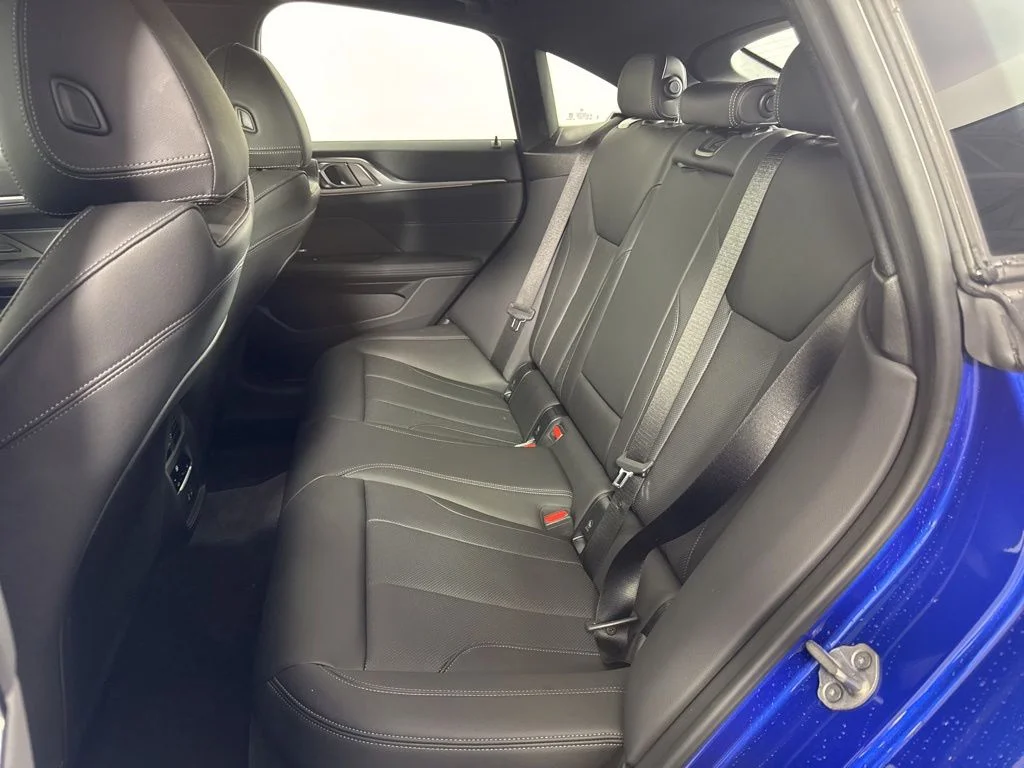 Certified Used 2026 Portimao Blue Metallic BMW M440i xDrive image 25