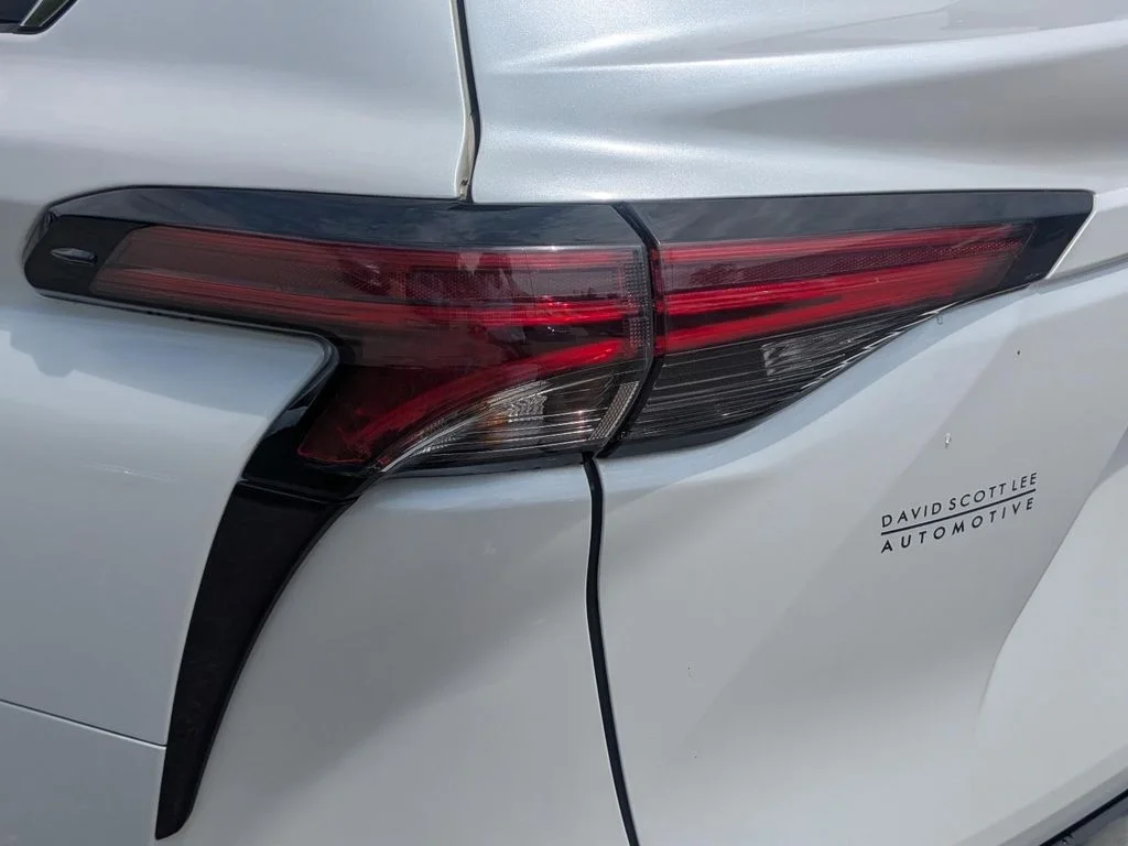 Used 2023 Beige Toyota Platinum image 11