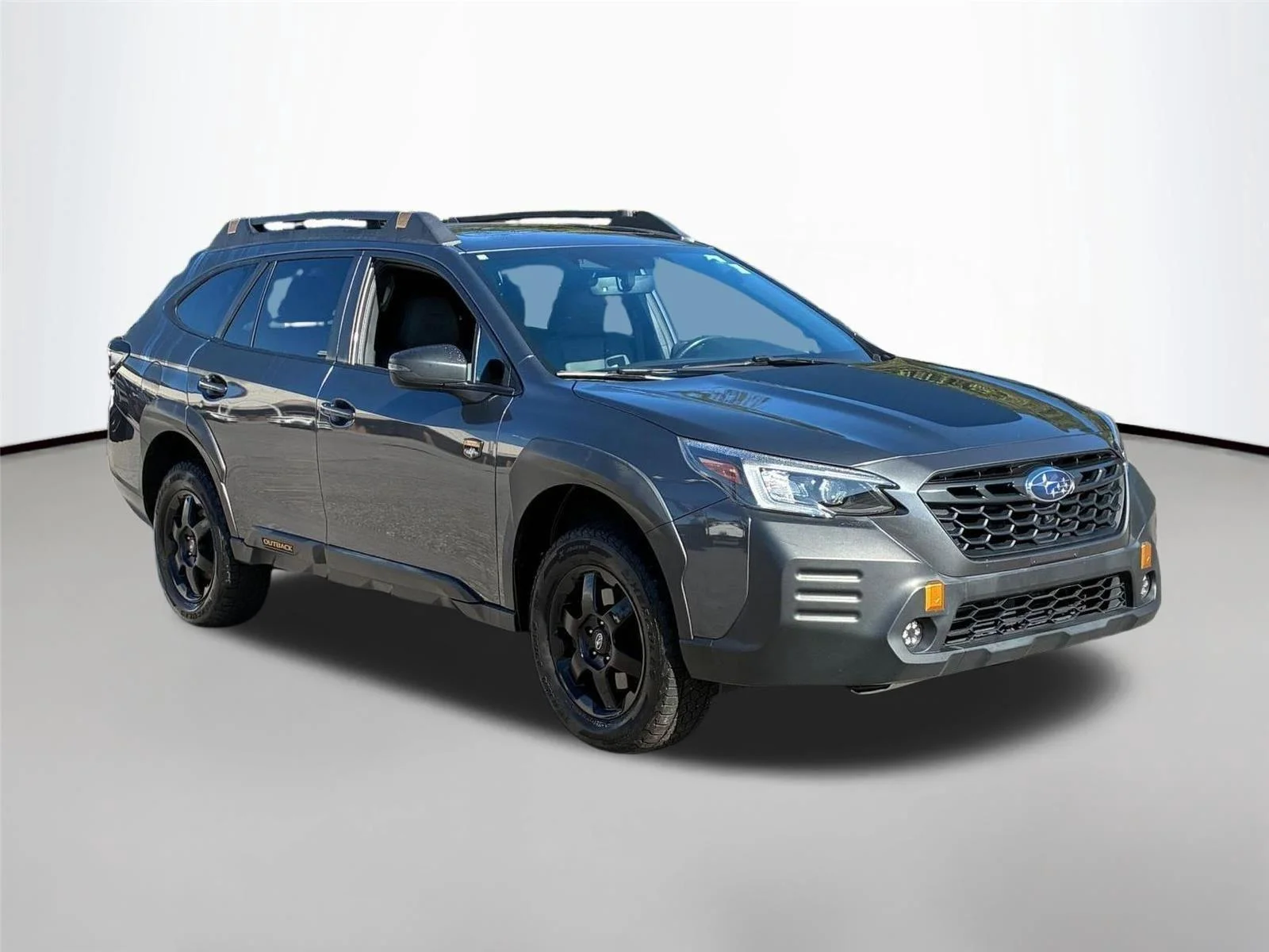 Used 2023 Magnetite Gray Metallic Subaru Wilderness image 3