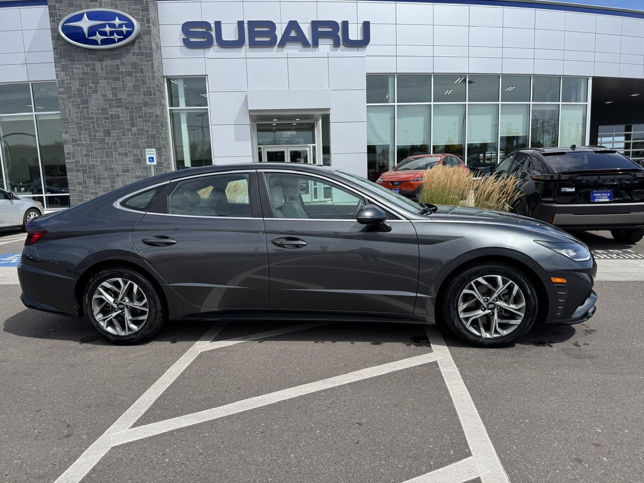 Used 2023 Portofino Gray Hyundai SEL image 8