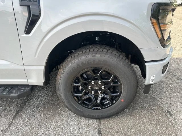 New 2026 Avalanche Ford XLT image 46