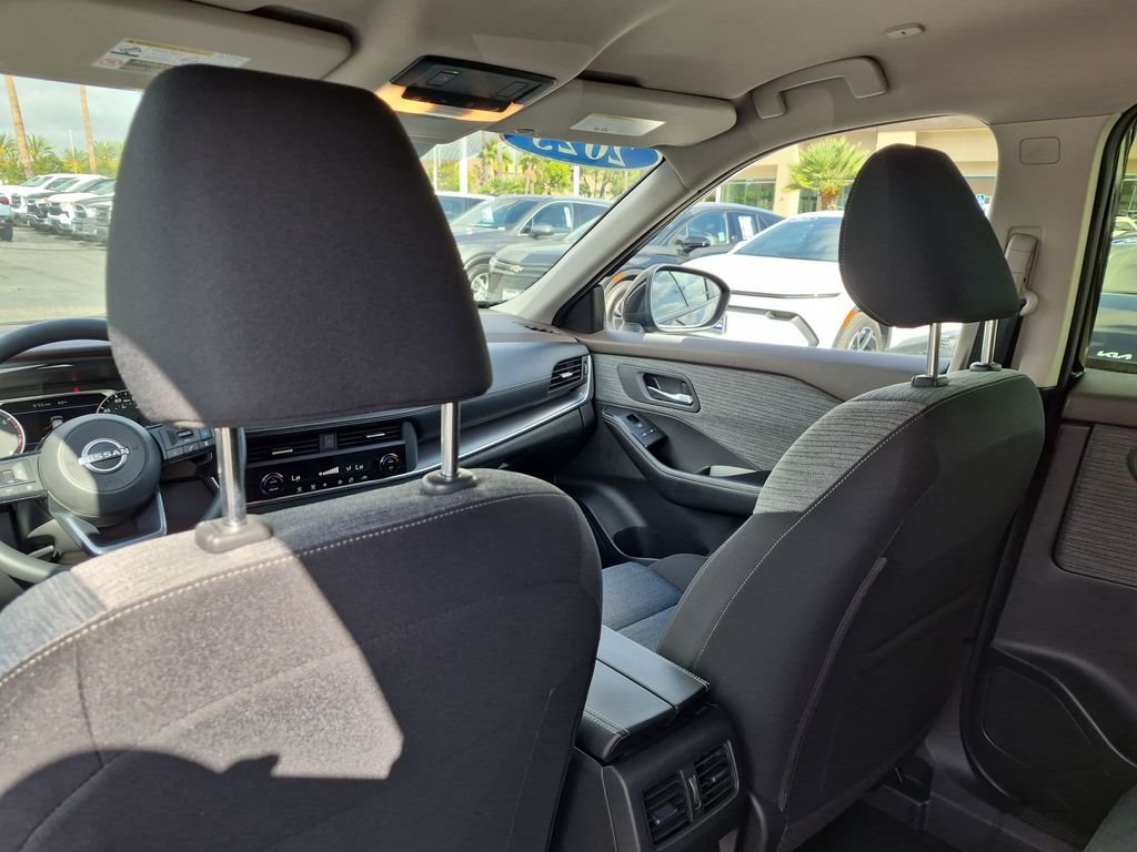 Used 2023 Black Nissan SV image 27