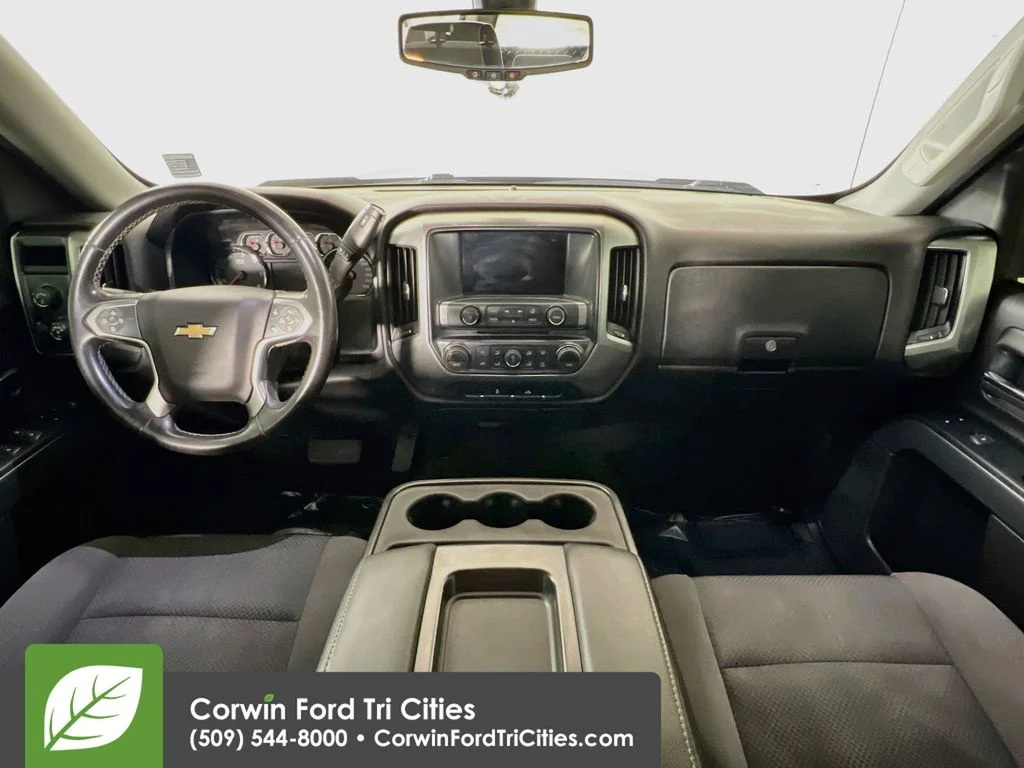 Used 2018 Black Chevrolet LT image 7