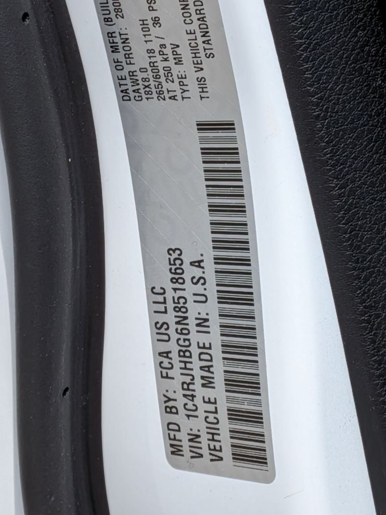 Used 2022 White Jeep Limited image 33