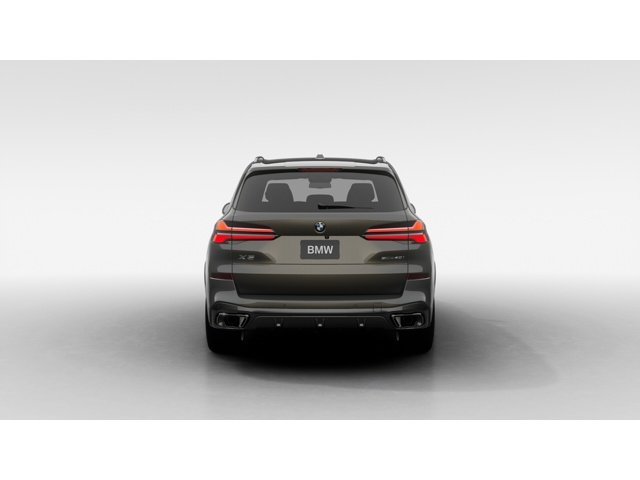 New 2026 Dravit Grey Metallic BMW sDrive40i image 5