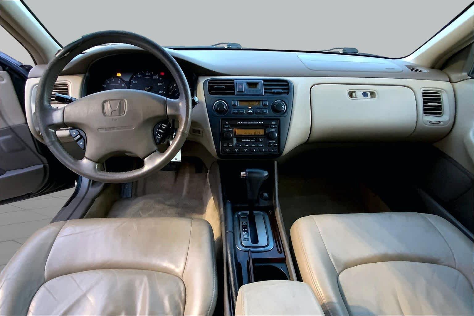 Used 2001 Dark Emerald Pearl Honda EX w/Leather image 15
