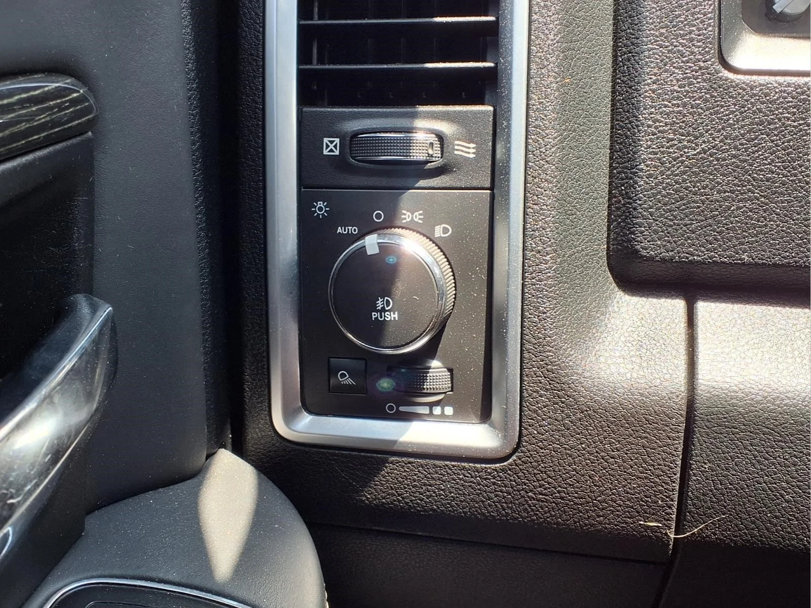 2014 RAM Ram 2500 Pickup Longhorn - Photo 17