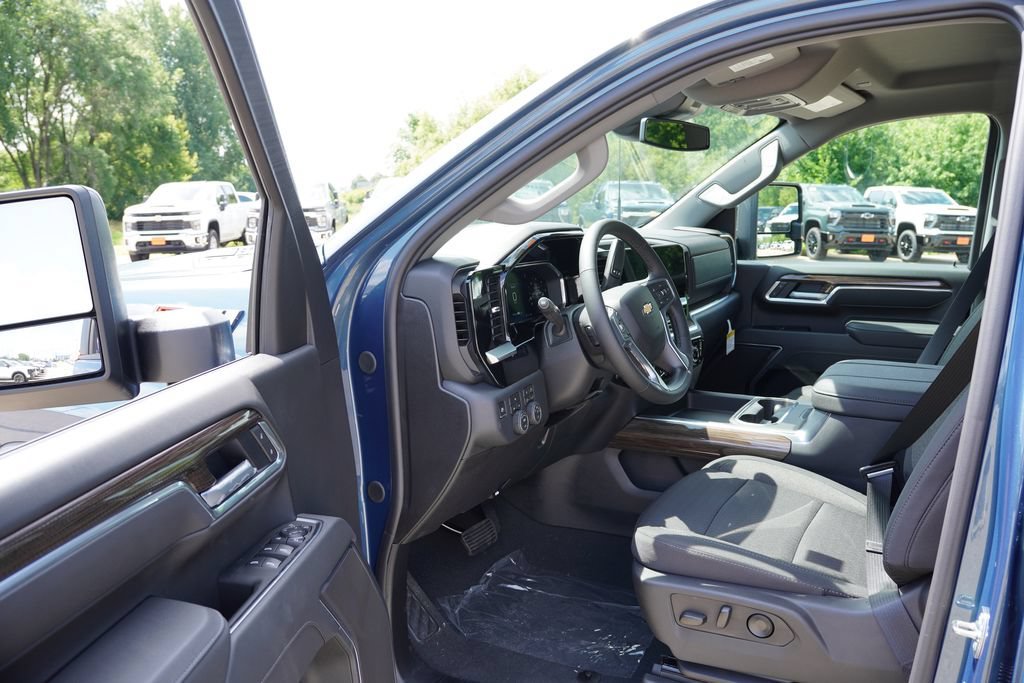 New 2026 Lakeshore Blue Metallic Chevrolet LT image 10