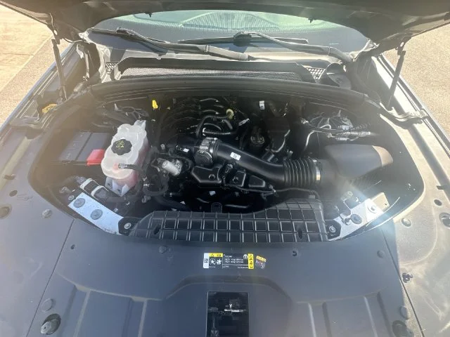 Used 2023 Gray Jeep Altitude image 28