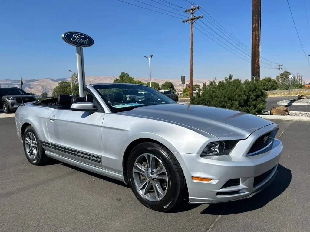 Used 2014 Ford Mustang V6 Premium with VIN 1ZVBP8EM0E5259657 for sale in The Dalles, OR