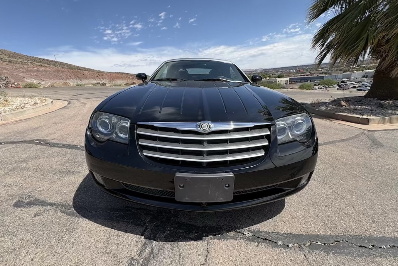 Used 2006 Black Chrysler Limited image 9