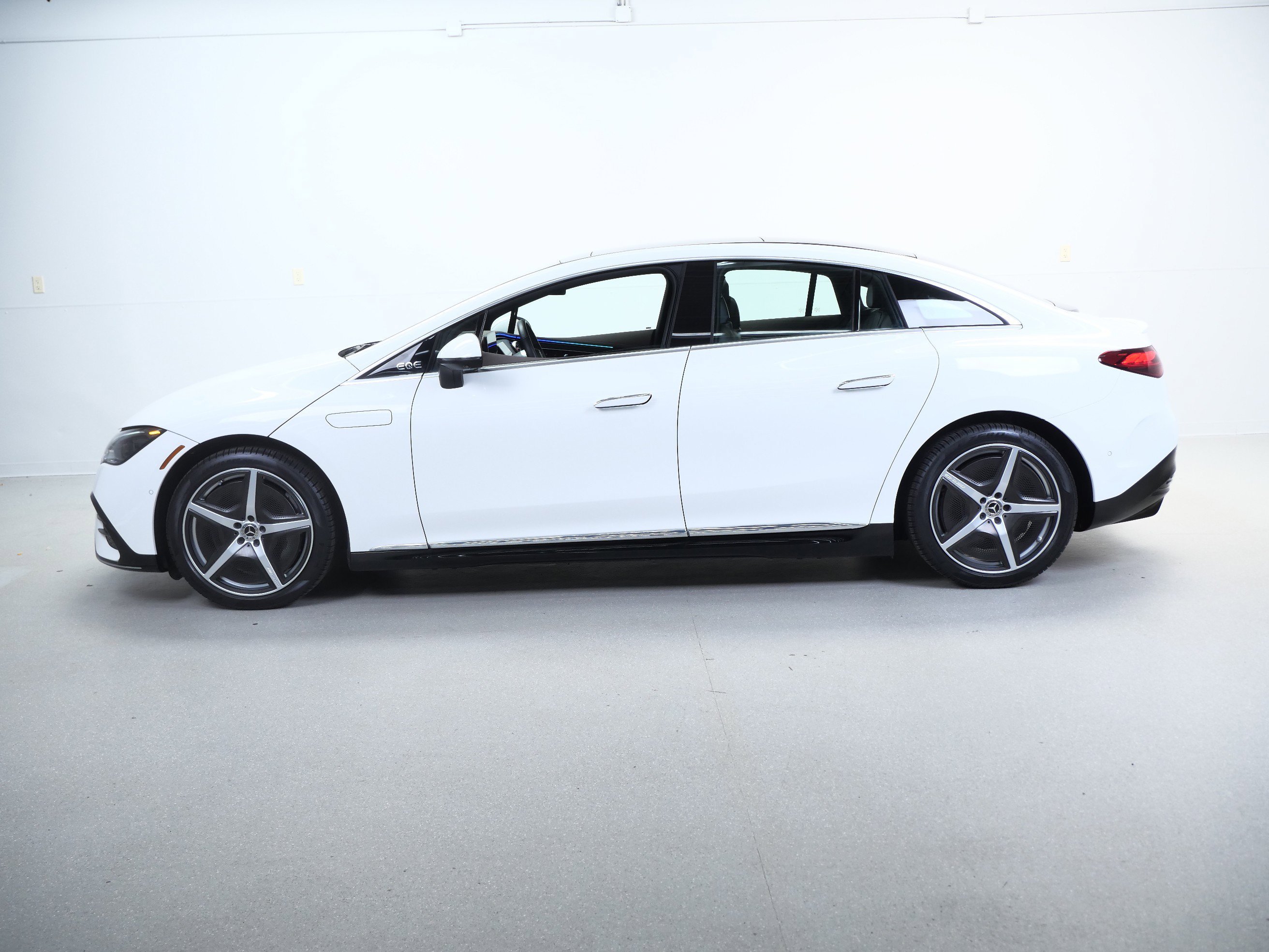 Certified Used 2023 Polar White Mercedes-Benz EQE 350 image 10