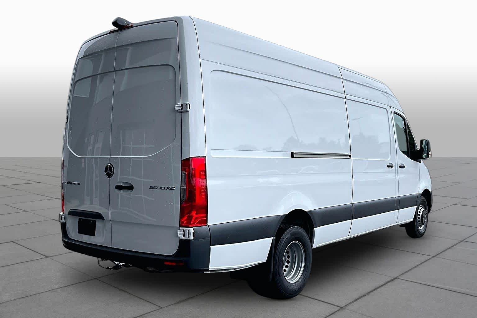 2023 Mercedes-Benz Sprinter Cargo Van Base - Photo 13