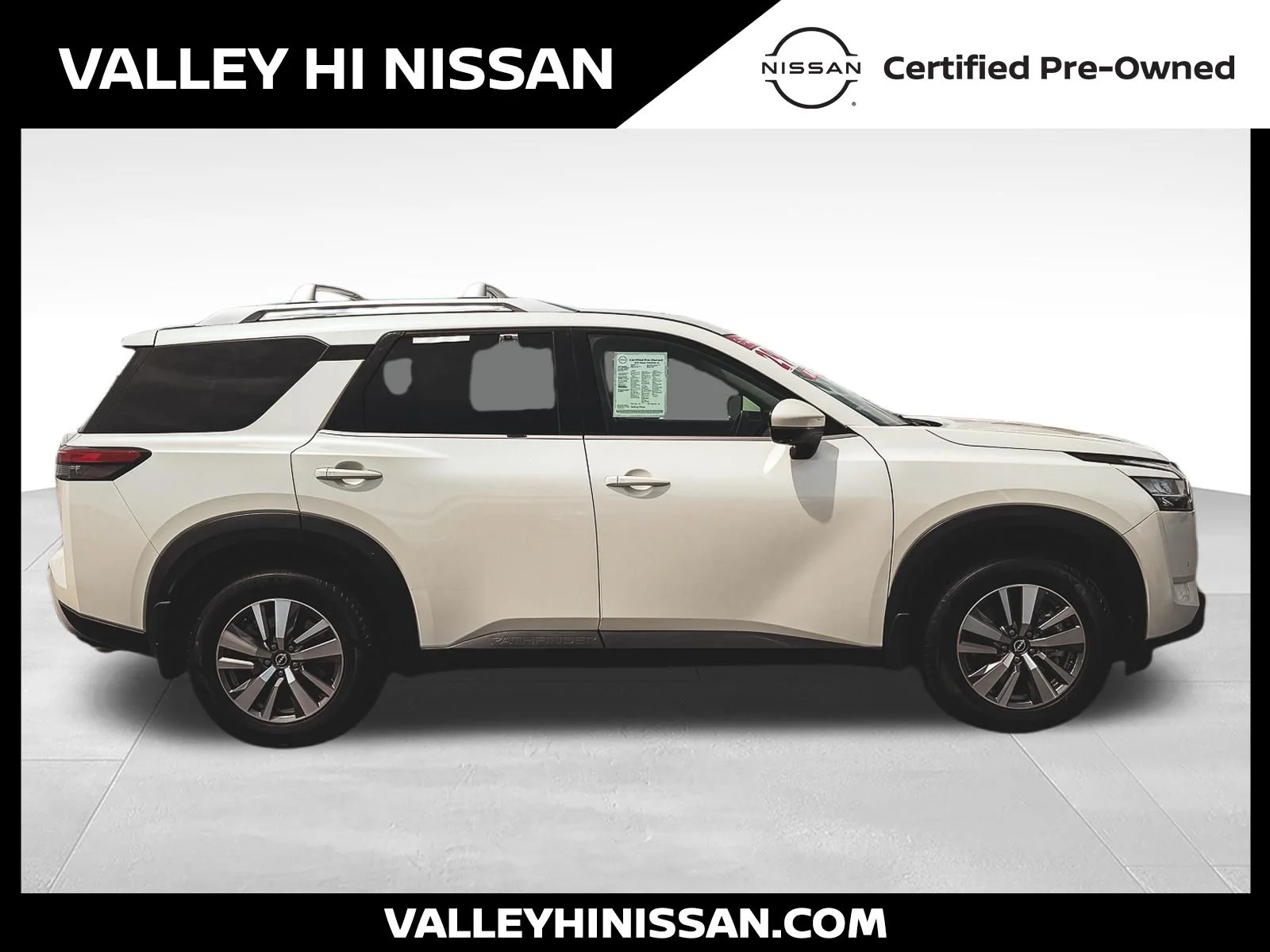 2022 Nissan Pathfinder SL - Photo 8