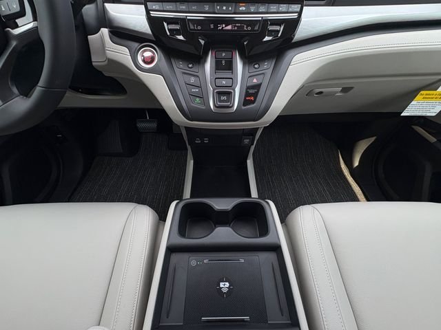 New 2026 Platinum White Pearl Honda EX-L image 12