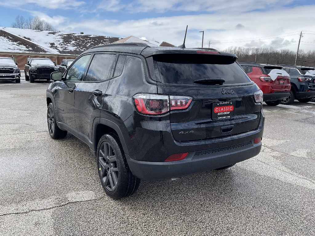 New 2026 Diamond Black Crystal Pearlcoat Jeep Limited Altitude image 5
