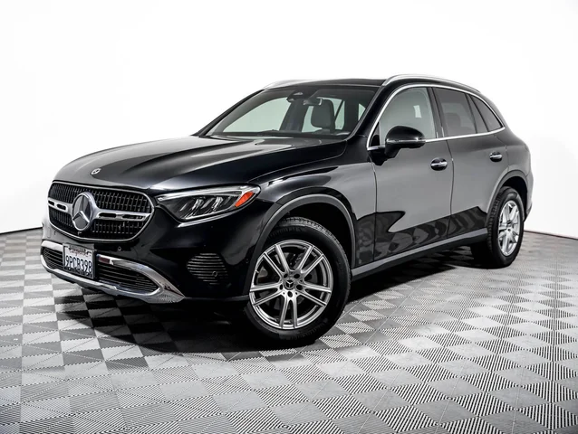 2025 Mercedes-Benz GLC 300 