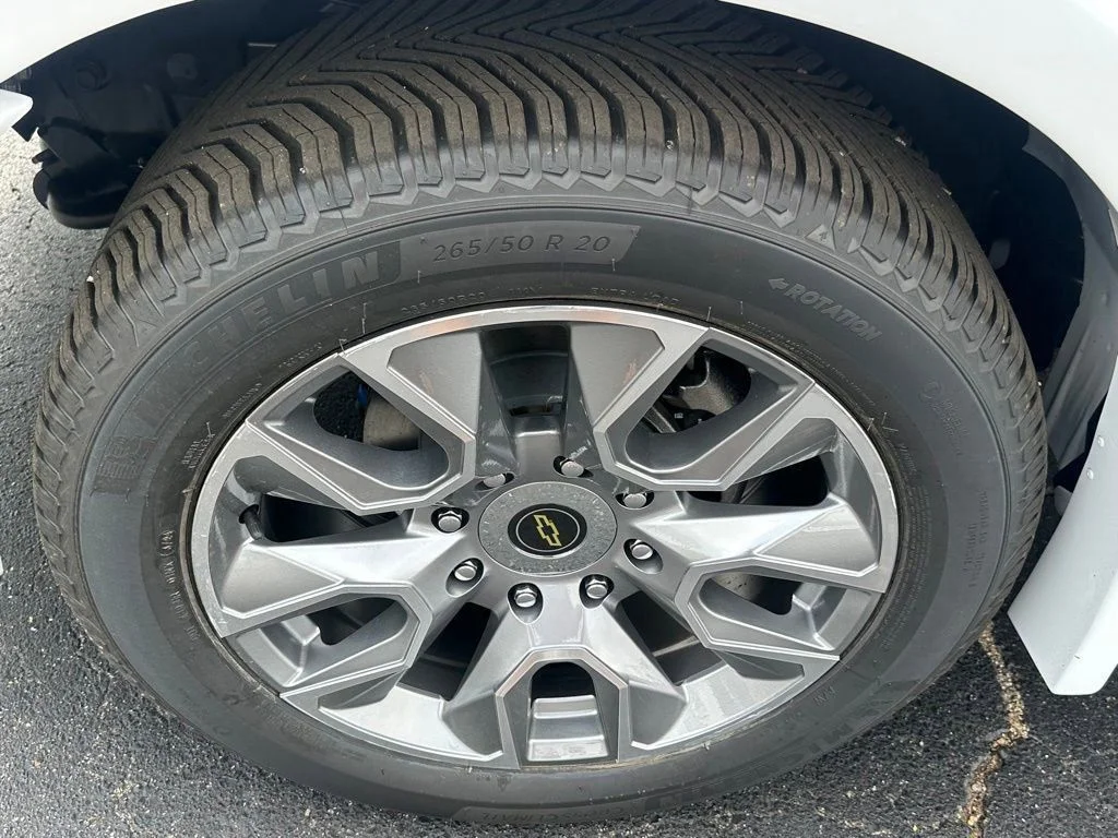 New 2024 White Chevrolet Work Van image 18
