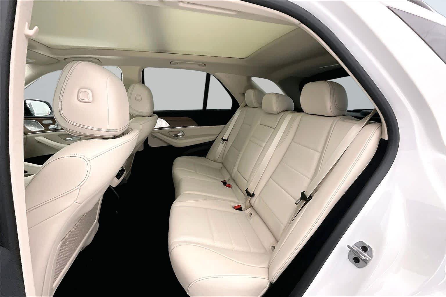 New 2026 Polar White Mercedes-Benz GLE 350 image 13