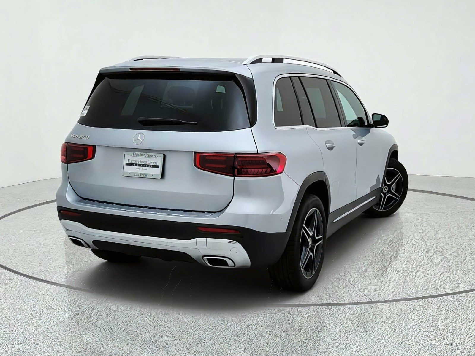 New 2026 Cirrus Silver Metallic Mercedes-Benz GLB 250 SUV image 9