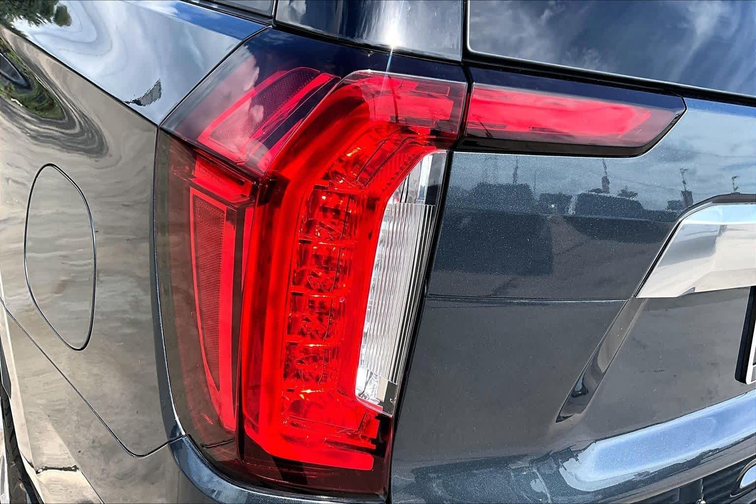 Used 2021 Dark Sky Metallic GMC Denali image 28