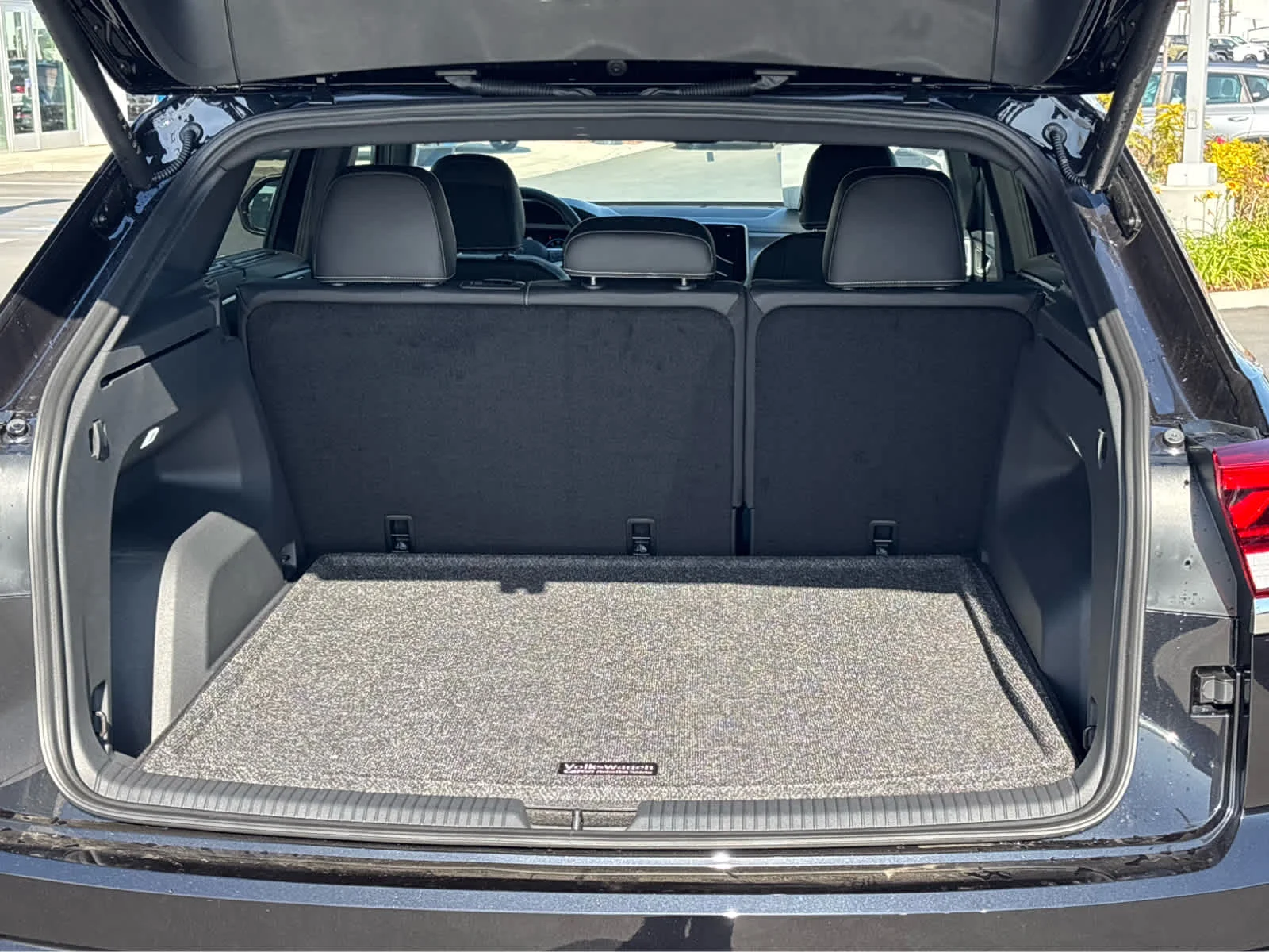 New 2026 DEEP BLACK Volkswagen 2.0T SE w/Technology image 23