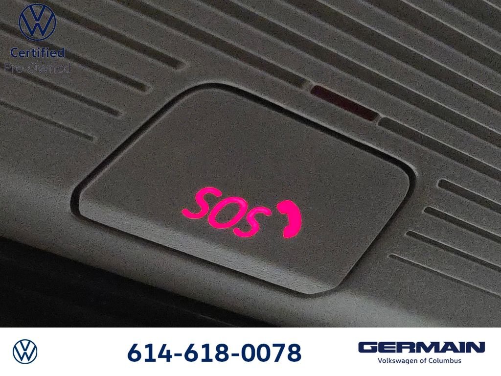 Used 2025  Volkswagen 2.0T SE image 31