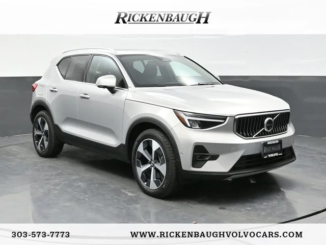 2025 Volvo XC40 Plus