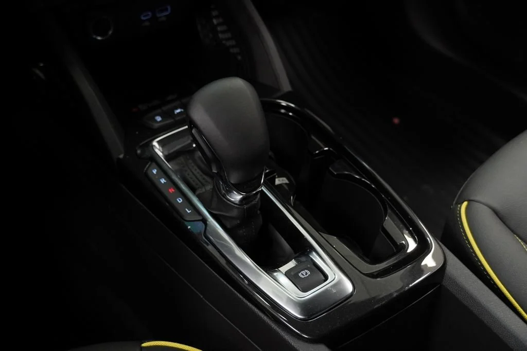 New 2026 Mosaic Black Metallic Chevrolet ACTIV image 18
