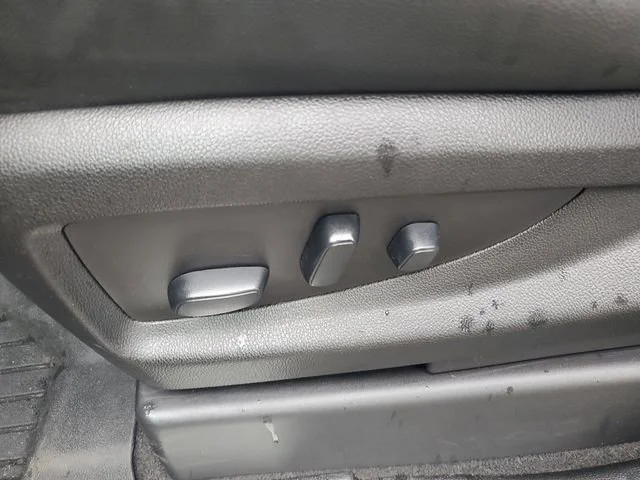 Used 2019 SHADOW GRAY METALLIC Chevrolet Premier image 7