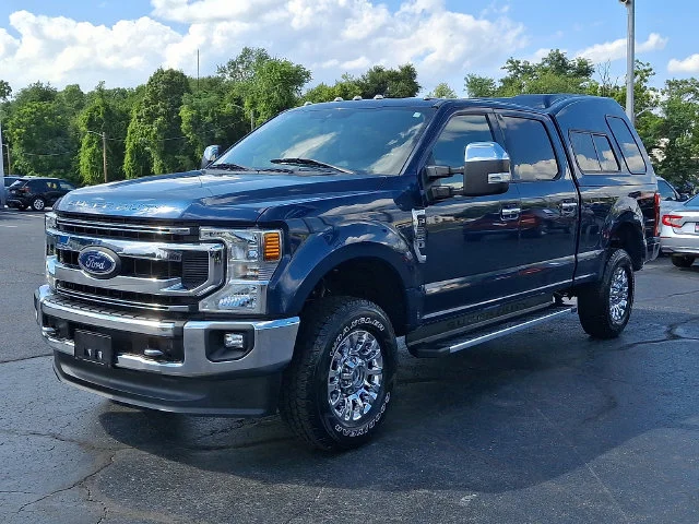 Used 2020 Blue Ford XLT image 4