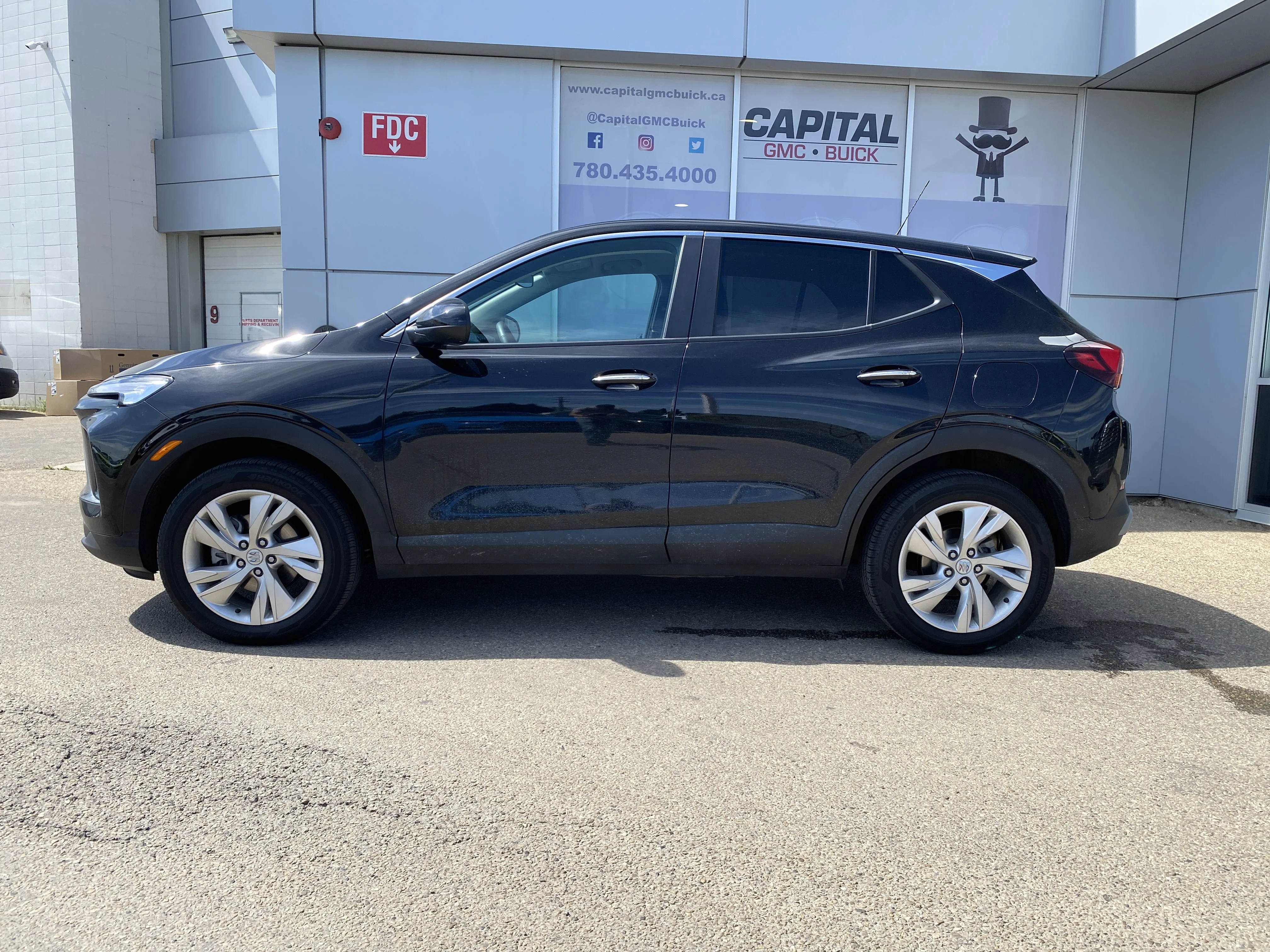 Used 2026 Black Buick Preferred AWD * HEATED SEATS * LANE DEPARTURE WARNING * image 2