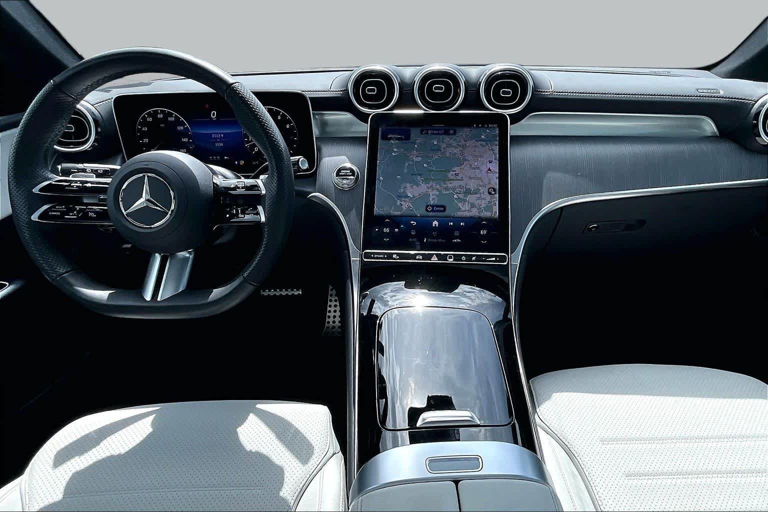 Used 2026 Polar White Mercedes-Benz GLC 300 image 16