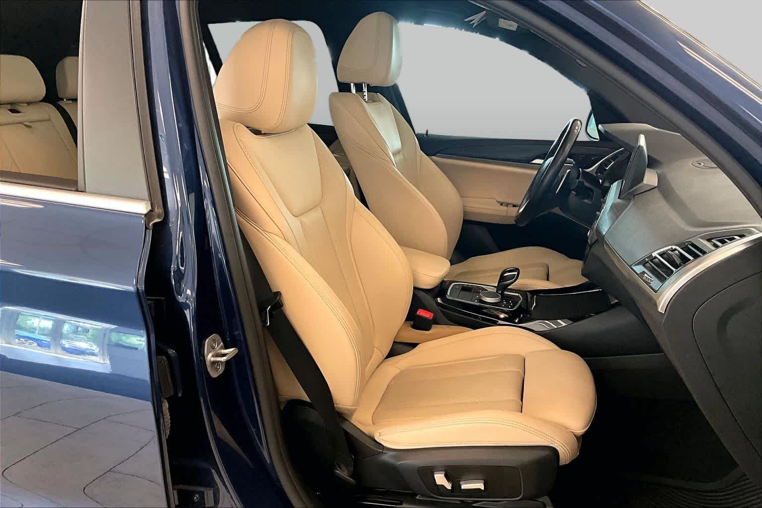 Used 2023 Phytonic Blue Metallic BMW xDrive30i image 8