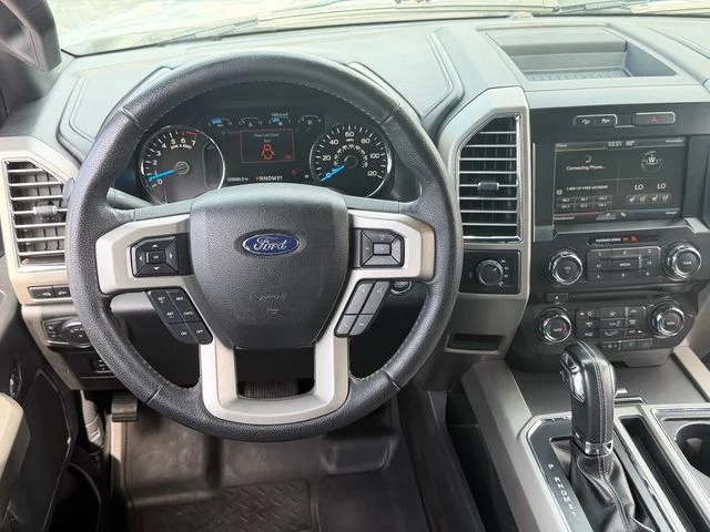 Used 2015 Ingot Silver Ford Lariat image 12