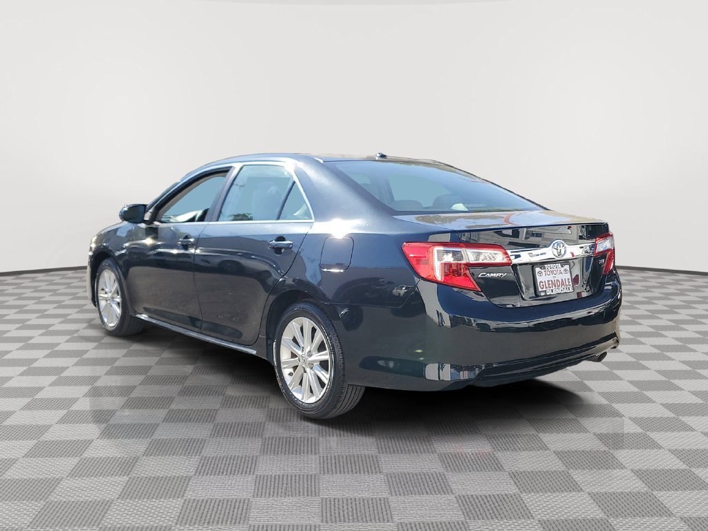 Used 2013 Cosmic Gray Mica Toyota XLE image 3