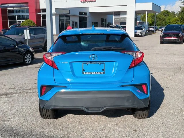 Used 2019 Blue Toyota XLE image 5
