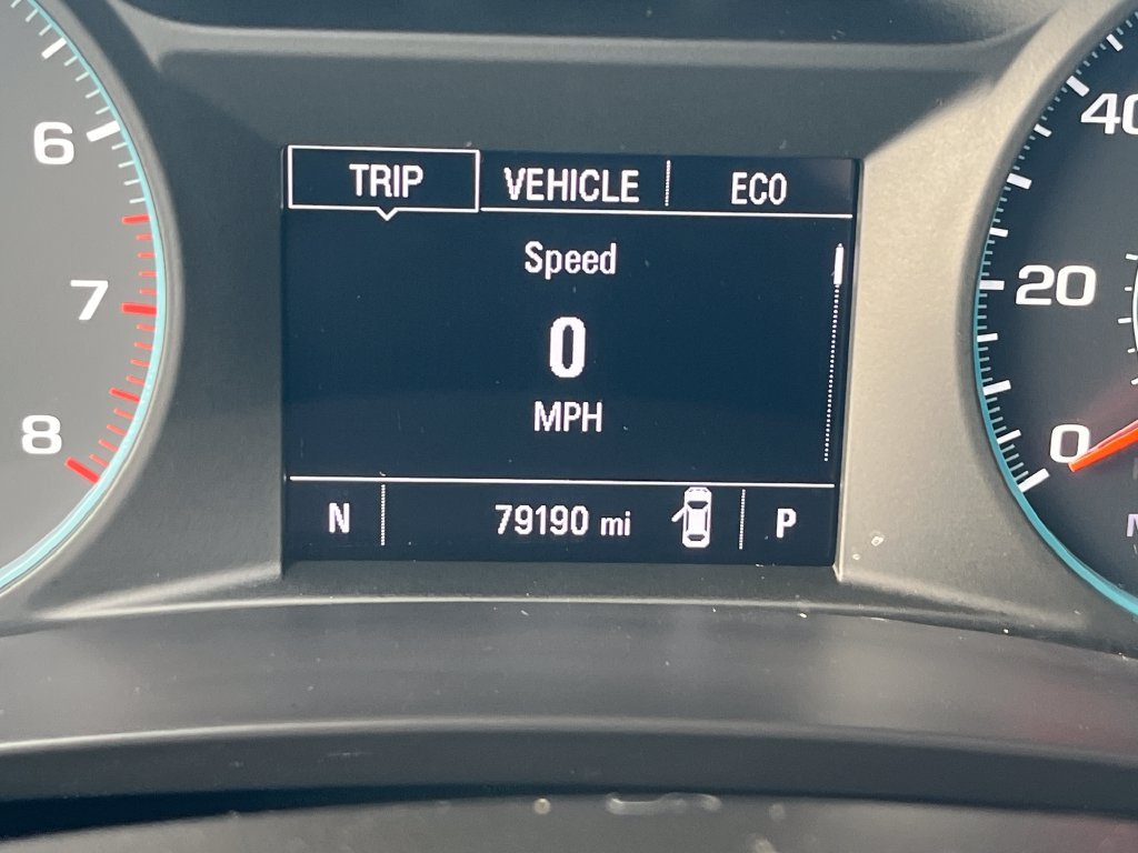 Used 2022 Silver Chevrolet LT image 18