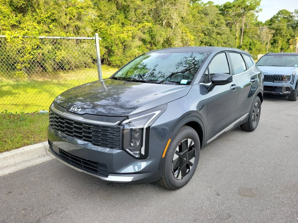New 2027 Gravity Gray Kia LX image 3