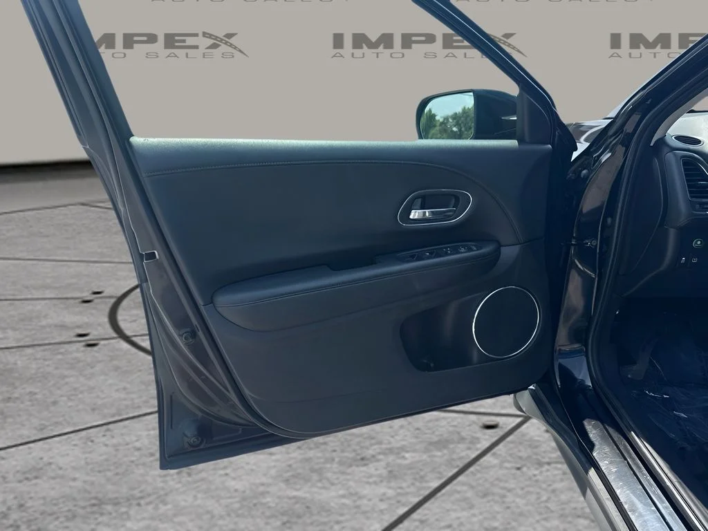 Used 2016 Black Honda EX-L image 17