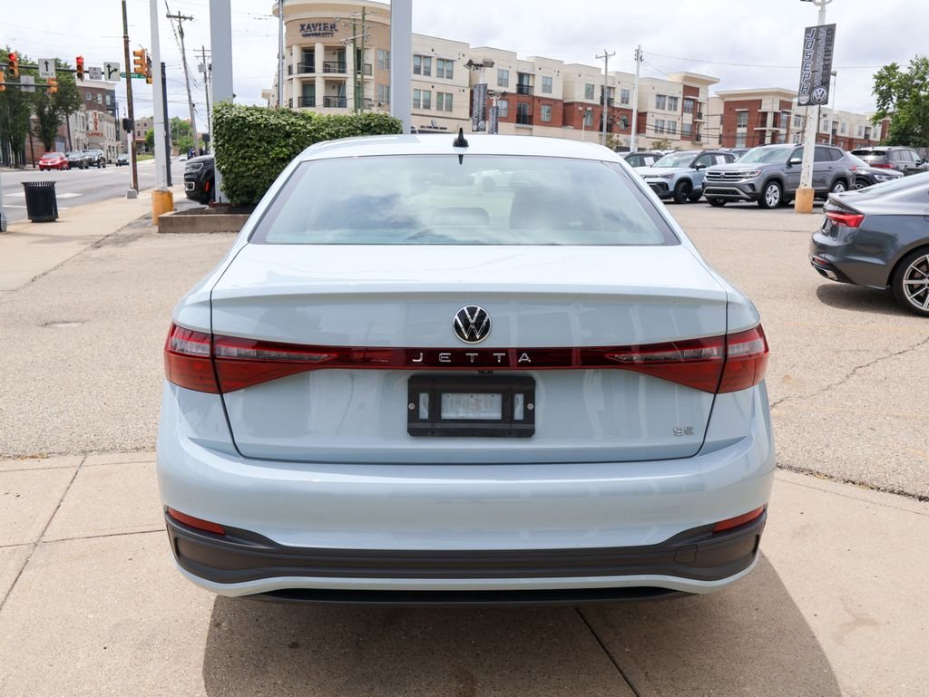 Certified Used 2026 Gray Volkswagen 1.5T SE image 4