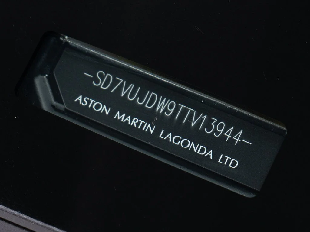 New 2026 Q Oberon Black Aston Martin 707 image 51