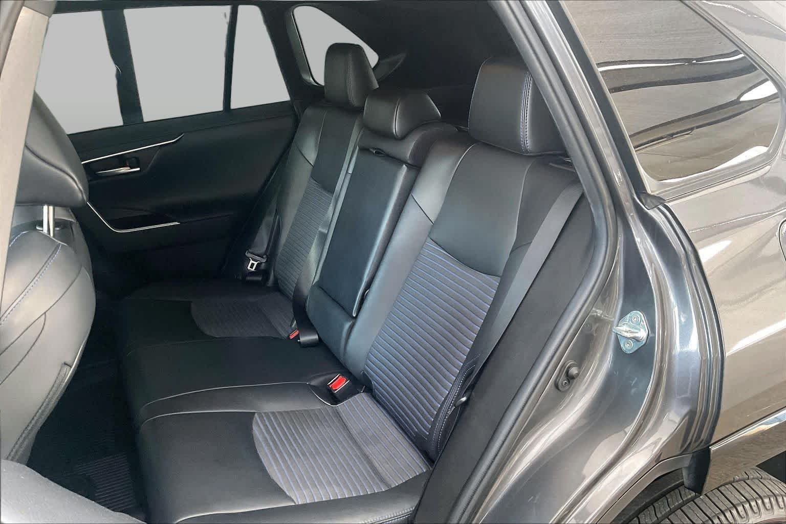 2021 Toyota RAV4 XSE - Photo 21