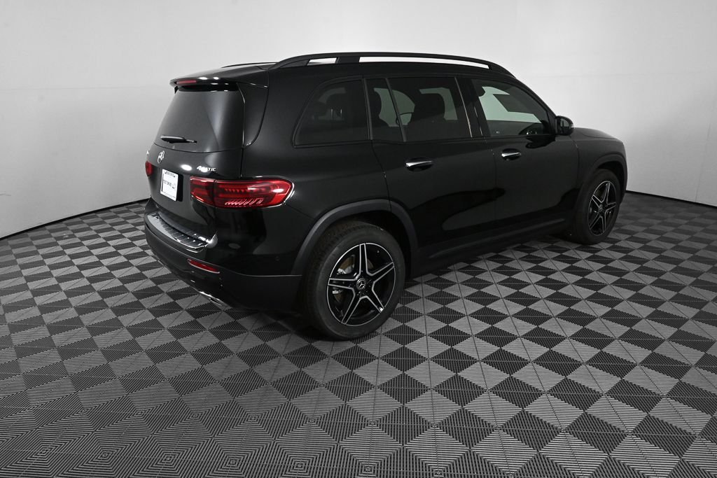 New 2026 Night Black Mercedes-Benz GLB 250 image 27